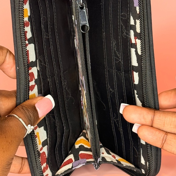 #4 🌸Vera Bradley- Accordion Wallet in Painted Feathers - Picture 4 of 11